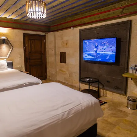 Hotel Uchisar Premium *