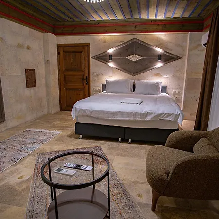 Uchisar Premium מלון