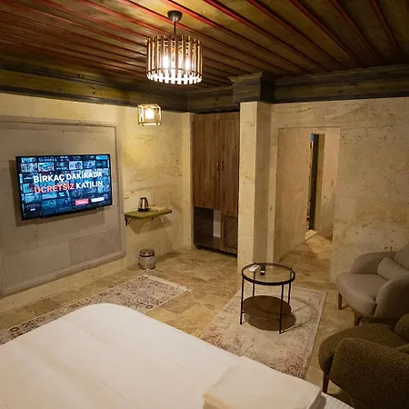 Uchisar Premium מלון *