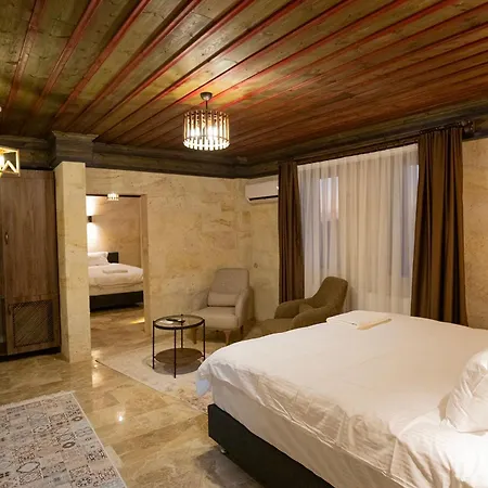 מלון Uchisar Premium