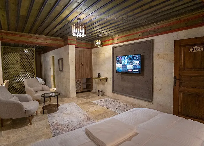 Hotel Uchisar Premium *