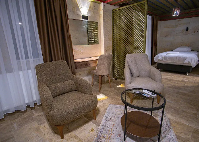 Uchisar Premium Hotel *